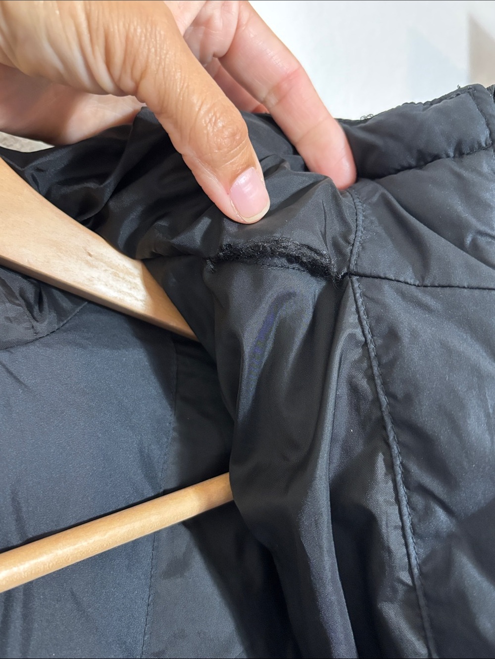 Columbia Kids Black Hooded Puffer Jacket Size Small 7/8 | outdoors | gorpcore - Picture 6 of 7